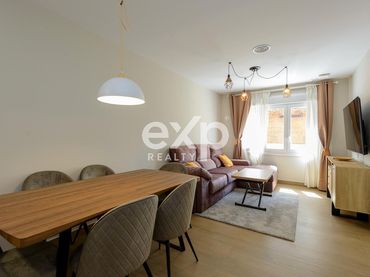Flat for sale in Camino del Rubín 5