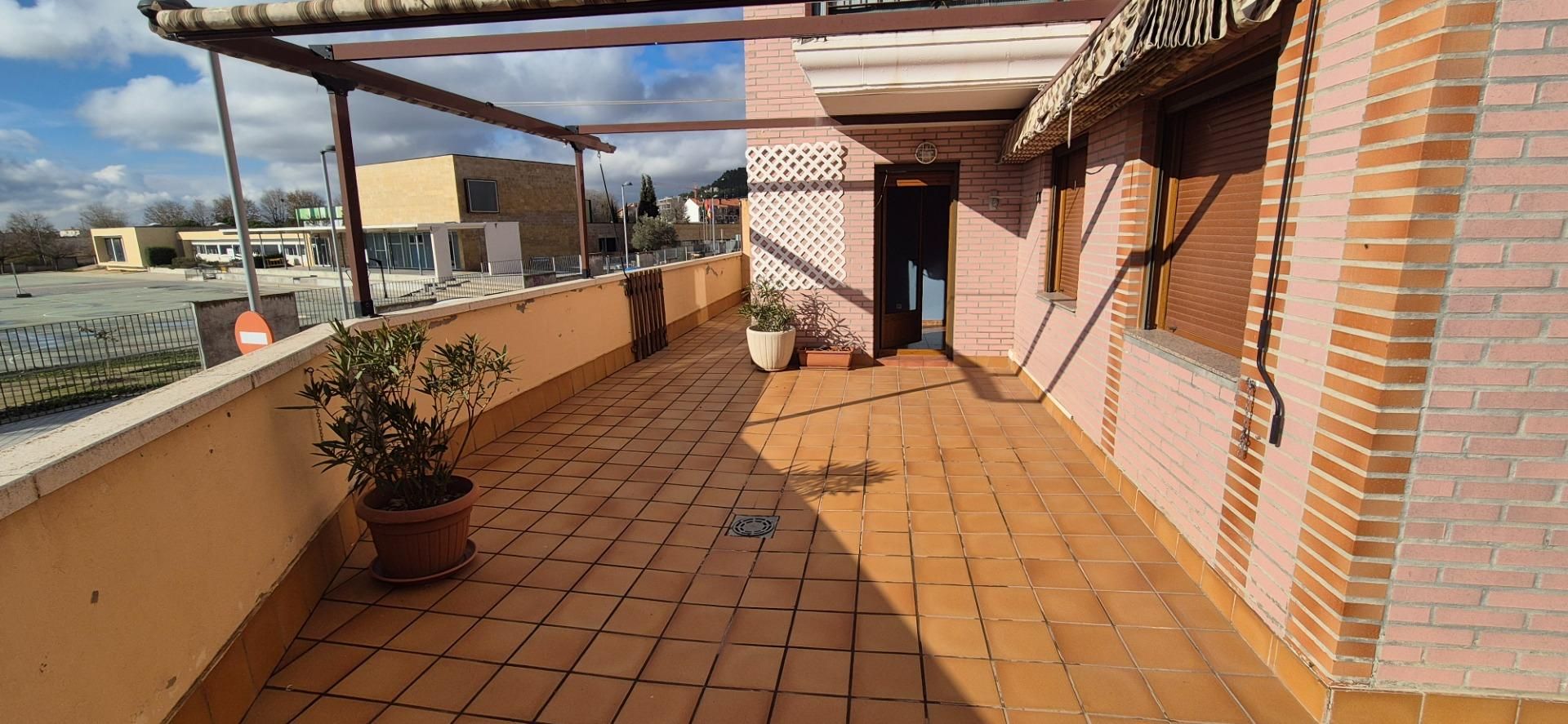 Terrace of Planta baja for sale in Cistérniga  with Heating, Terrace and Storage room