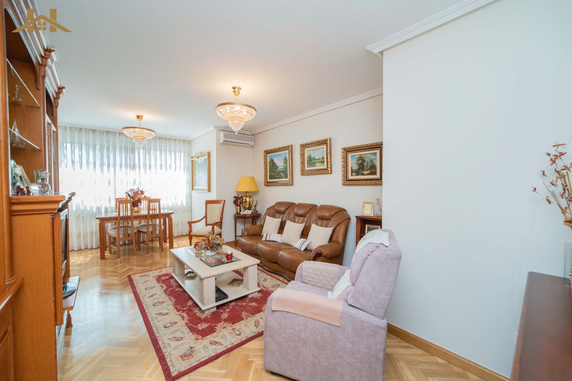 Living room of Flat for sale in Fuenlabrada  with Air Conditioner, Heating and Parquet flooring