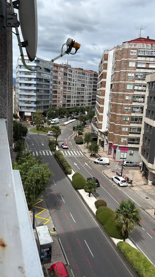 Exterior view of Flat for rent in Vigo   with Terrace, Furnished and Oven