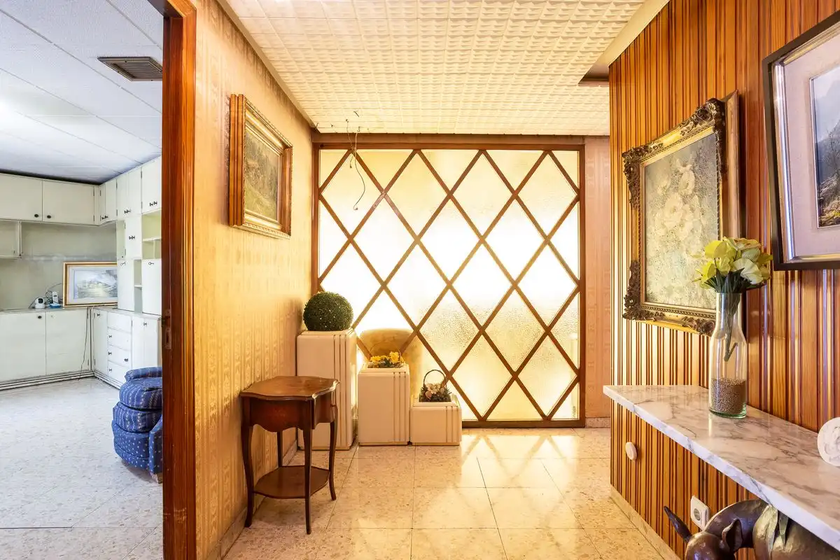 Piso con terraza en venta en Carrer de Sant Vicent Màrtir, imagen 8