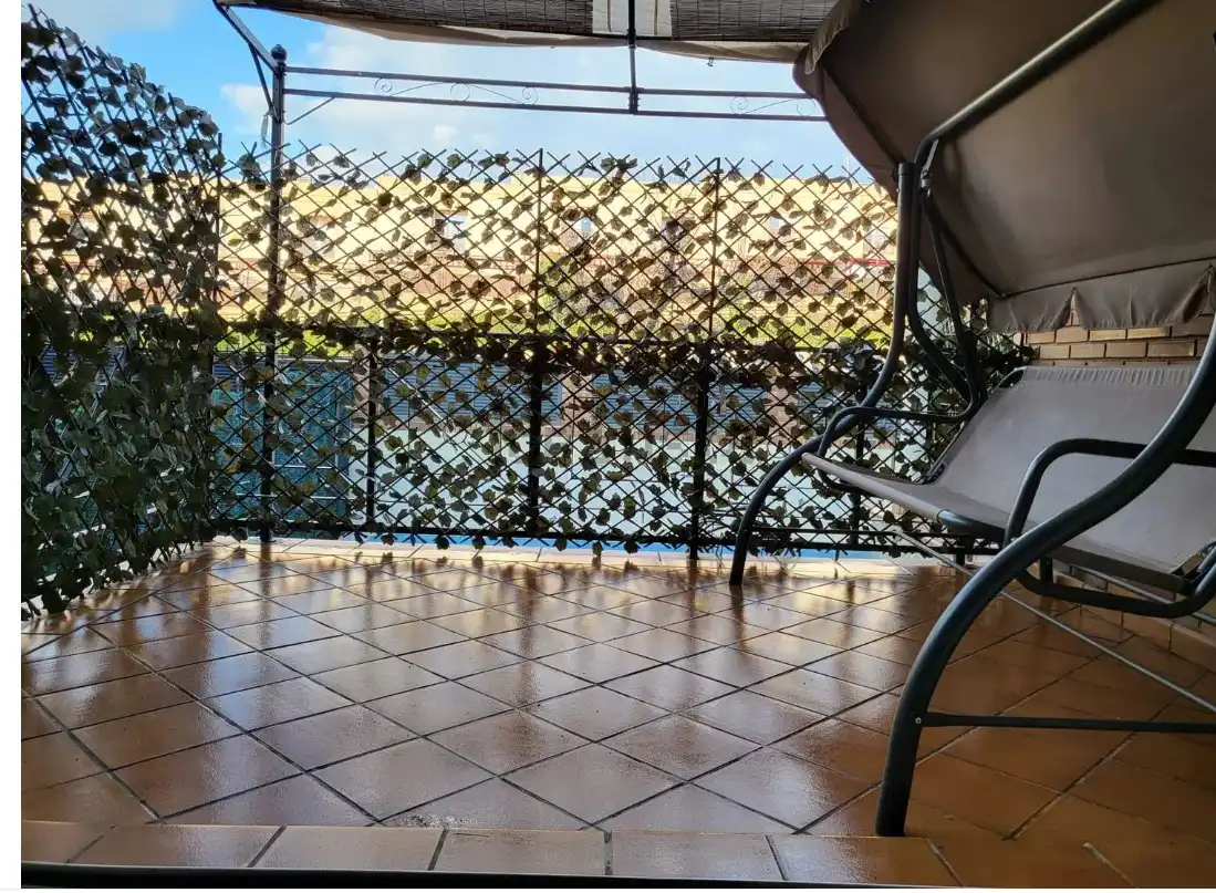 Terrassa de Casa adosada en venda en Villaviciosa de Odón amb Aire condicionat, Calefacció i Jardí privat