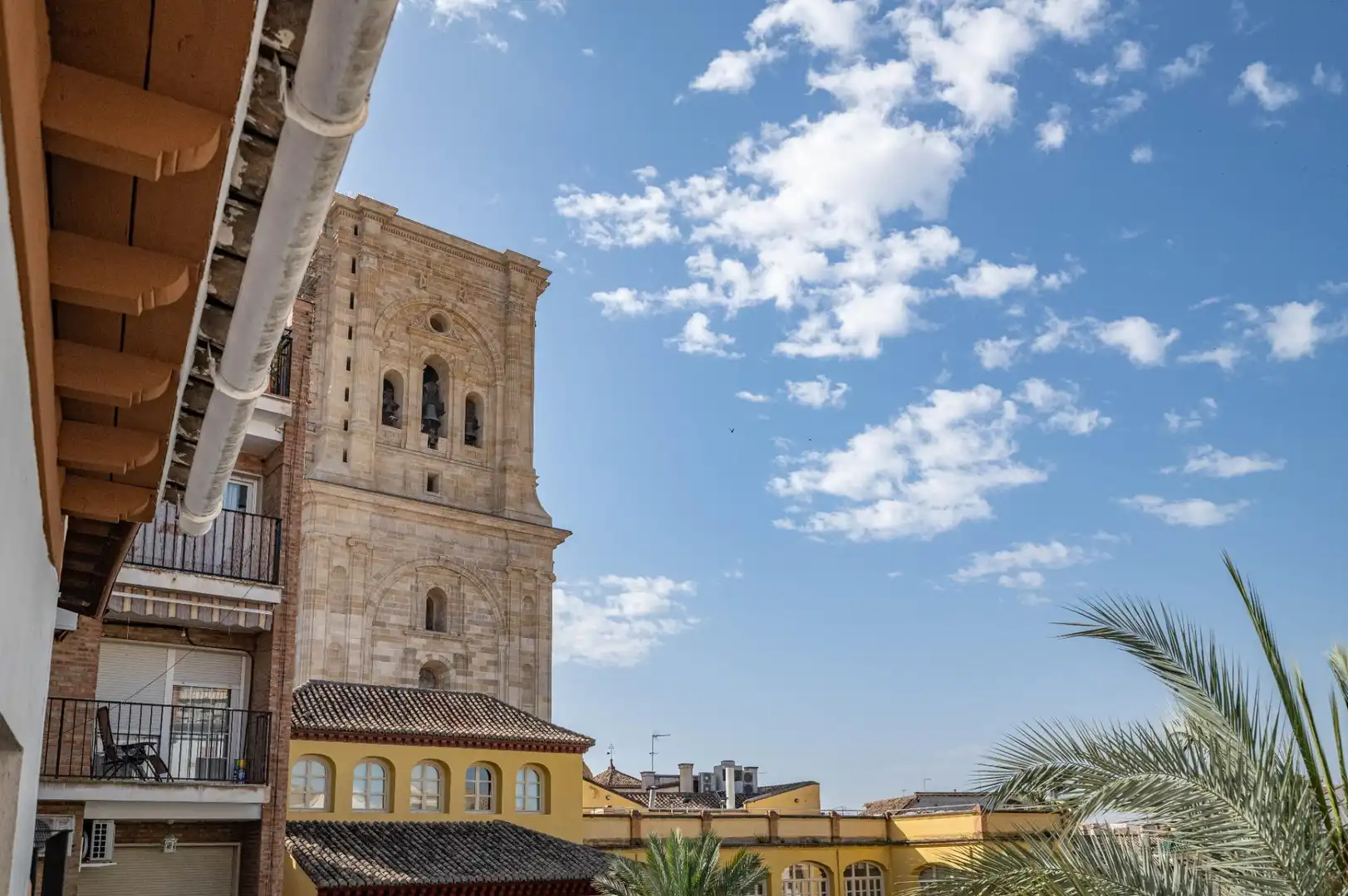 Vista exterior de Apartament en venda en Granada amb Aire condicionat, Calefacció i Terrassa