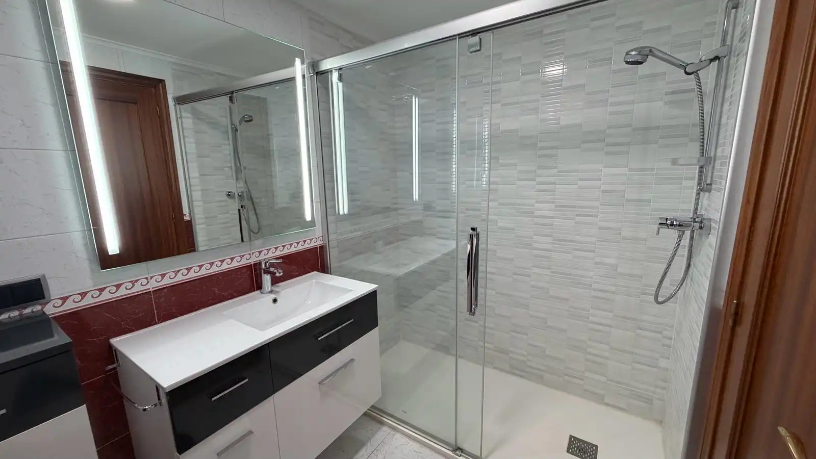 Bathroom of Flat for sale in Vitoria - Gasteiz  with Heating, Terrace and Storage room