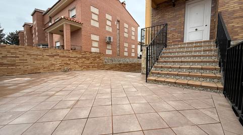 Foto 3 de Casa adosada en venda a Avenida de D Mariana de Austria, S/n, Covadonga - Los Manzanos, Navalcarnero