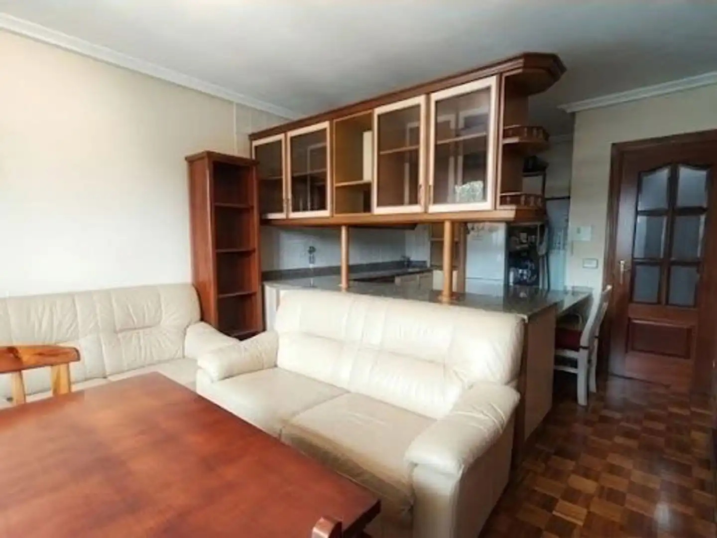 Sala de estar de Piso en venta en Llanera con Calefacción y Piscina