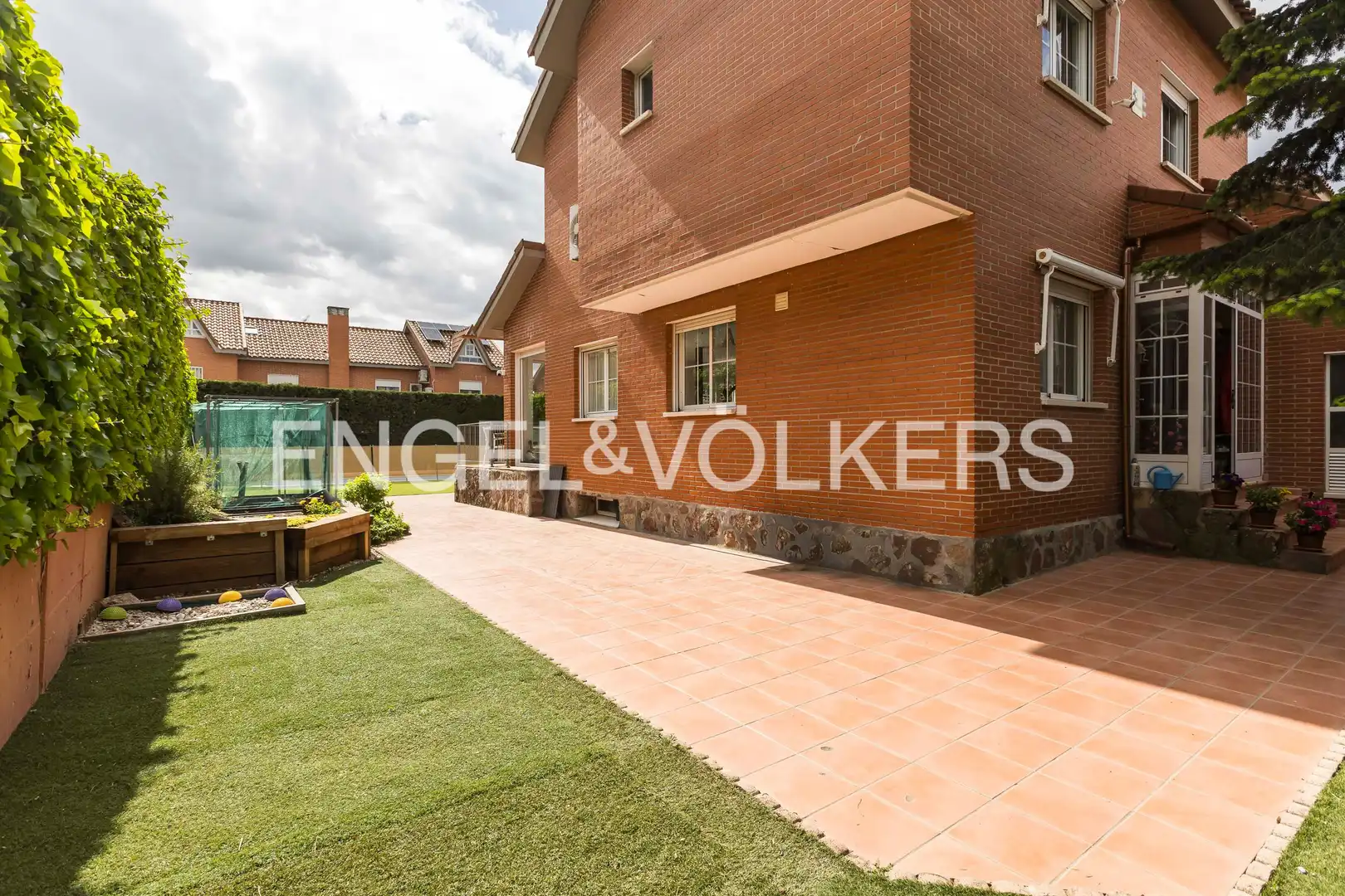 Terraza de Casa o chalet en venta en Rivas-Vaciamadrid con Aire acondicionado, Calefacción y Jardín privado