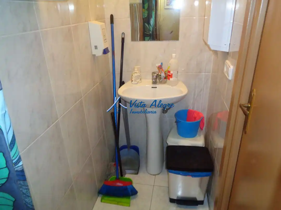 Baño de Edificio en venta en Cuzcurrita de Río Tirón