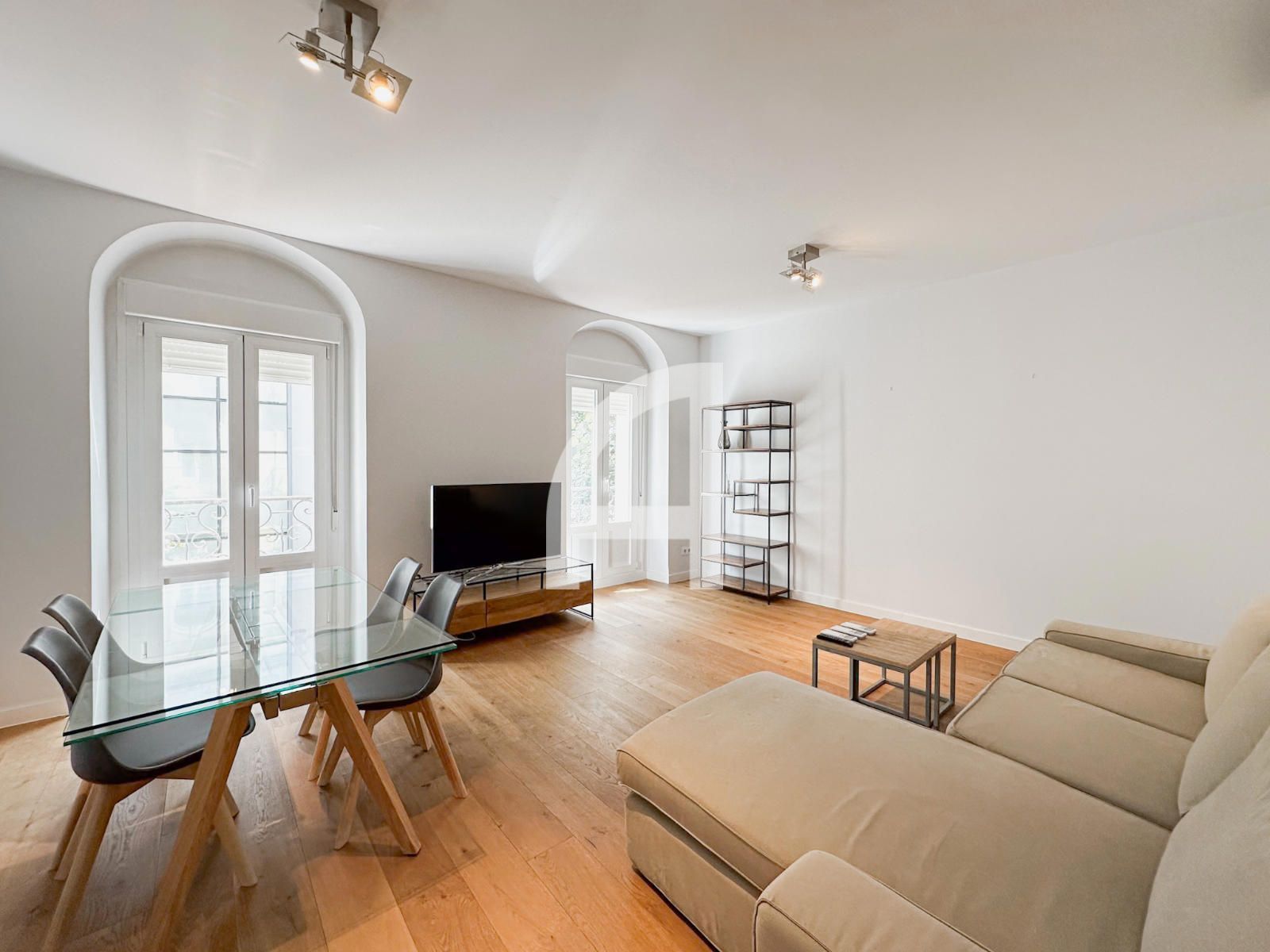 Living room of Flat to rent in  Madrid Capital  with Air Conditioner, Heating and Terrace