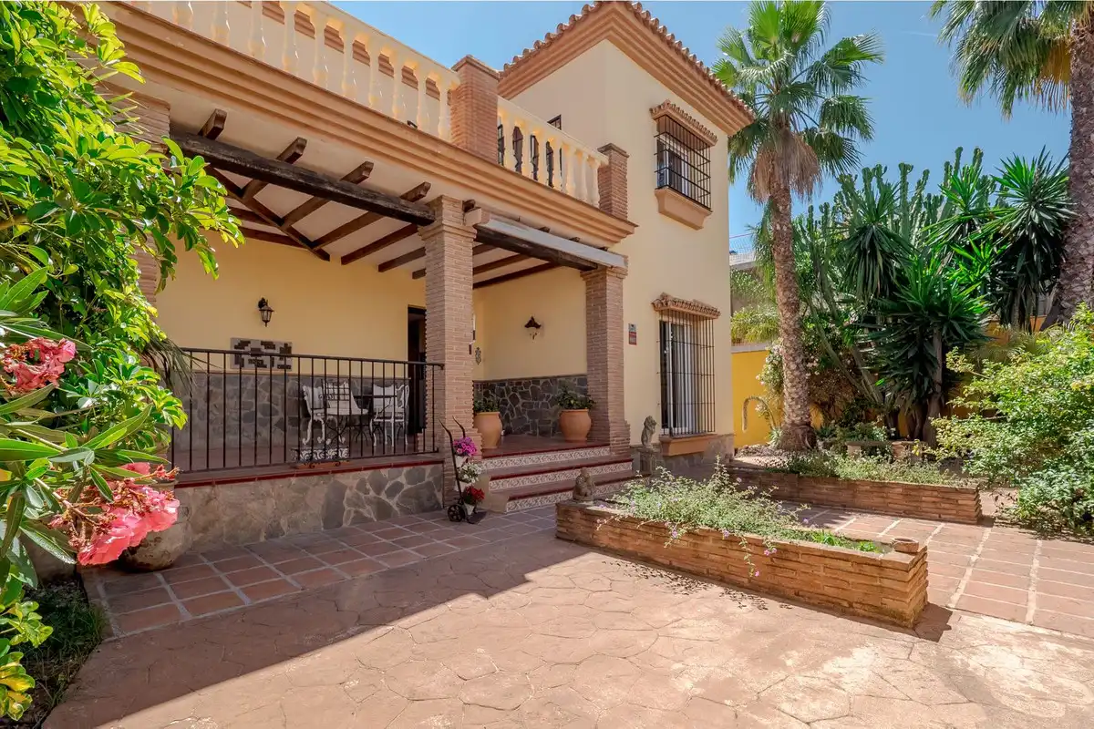 Jardín de Casa o chalet en venta en Alhaurín El Grande con Aire acondicionado, Calefacción y Jardín privado