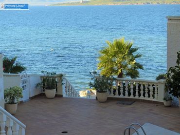 Adosado con balcón en venta en Playa de las Gaviotas - El Pedrucho