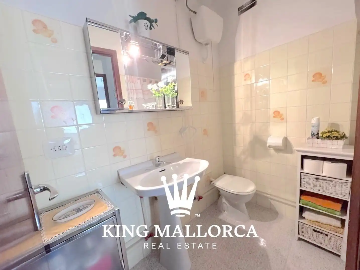 Bathroom of Flat for sale in  Palma de Mallorca  with Air Conditioner, Heating and Terrace