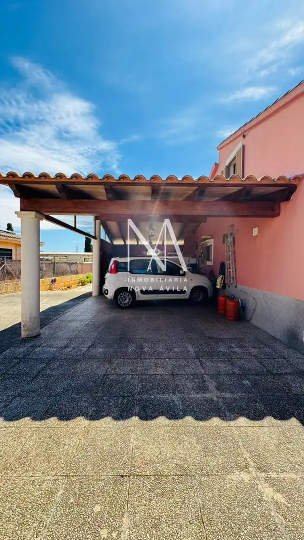 Finca rústica en venda a Cristo Rey - Parque Europa