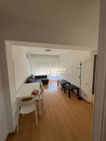 Piso en Alquiler en de la Albufera en Numancia