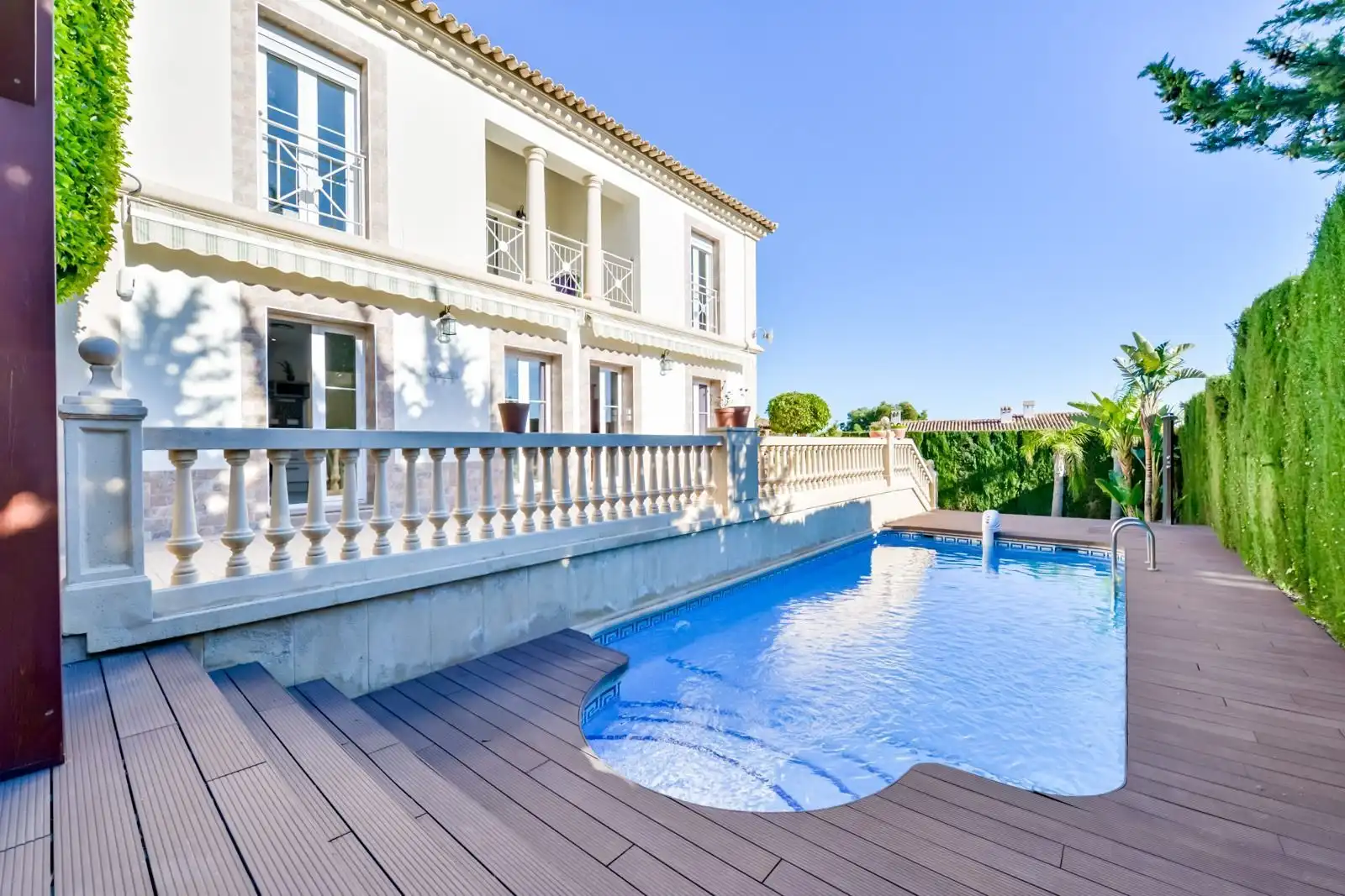 Villa mit Pool zum Verkauf in Golf Bahía, imagen 2