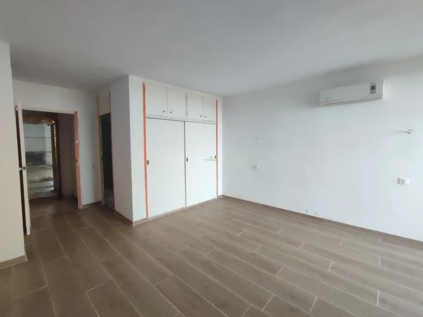 Dormitori de Casa o xalet en venda en Pallejà amb Aire condicionat, Calefacció i Jardí privat