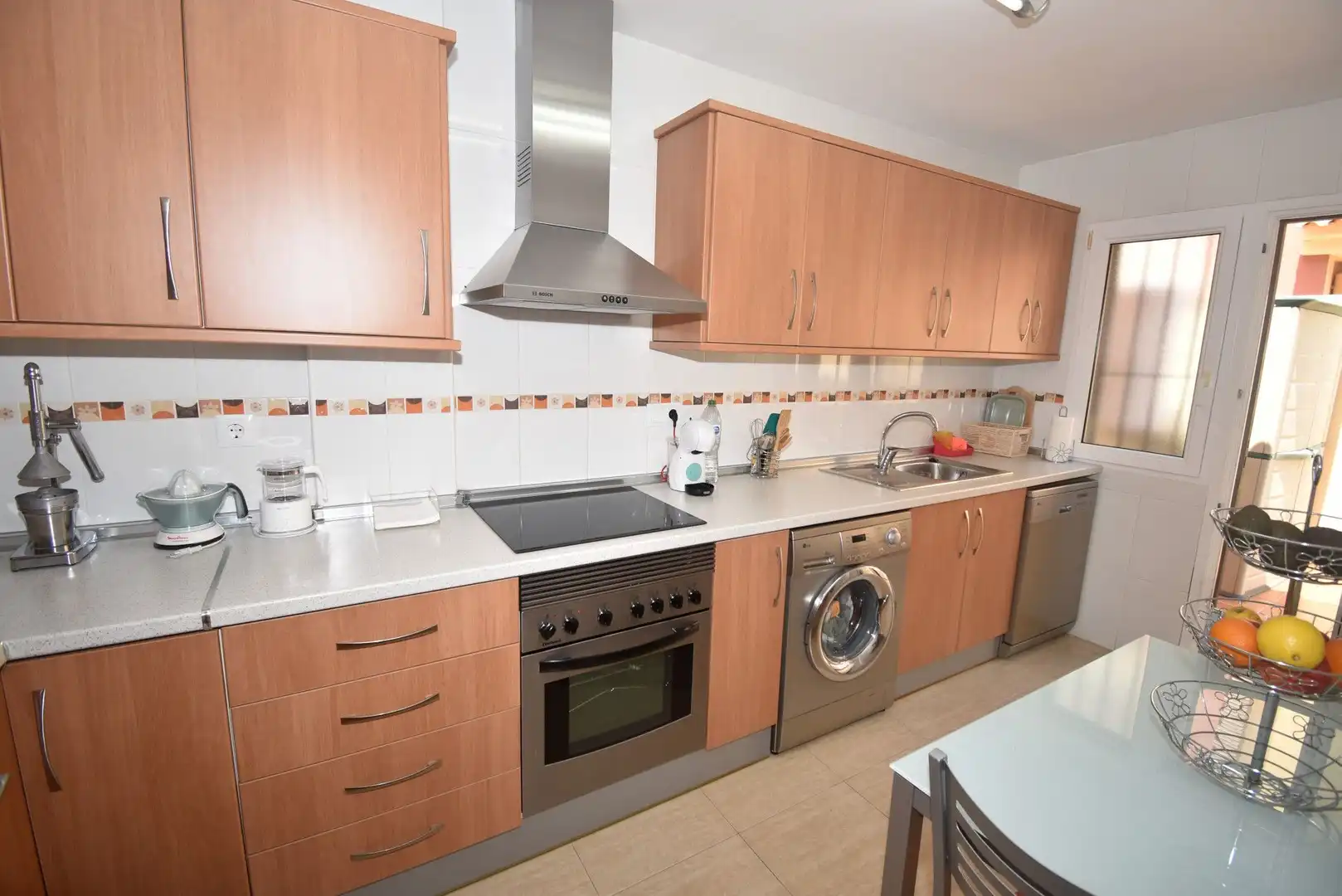 Cocina de Dúplex en venta en Pilar de la Horadada con Aire acondicionado, Calefacción y Jardín privado