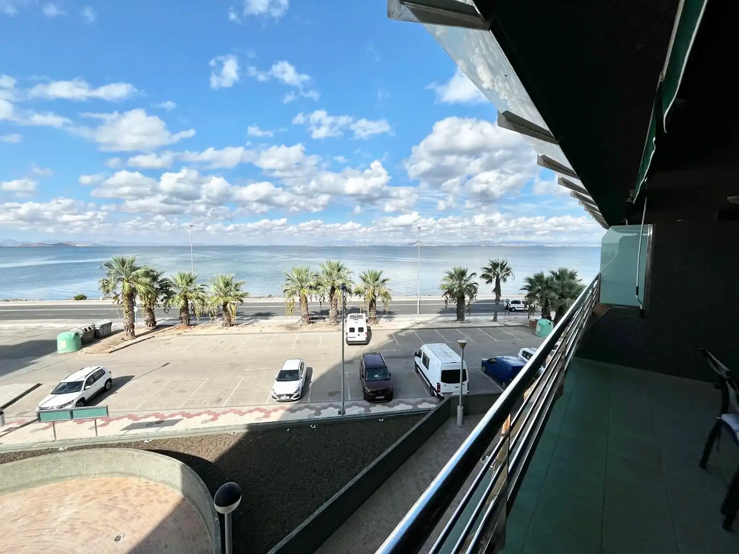 Aparcament de Apartament de lloguer en La Manga del Mar Menor amb Aire condicionat, Calefacció i Piscina