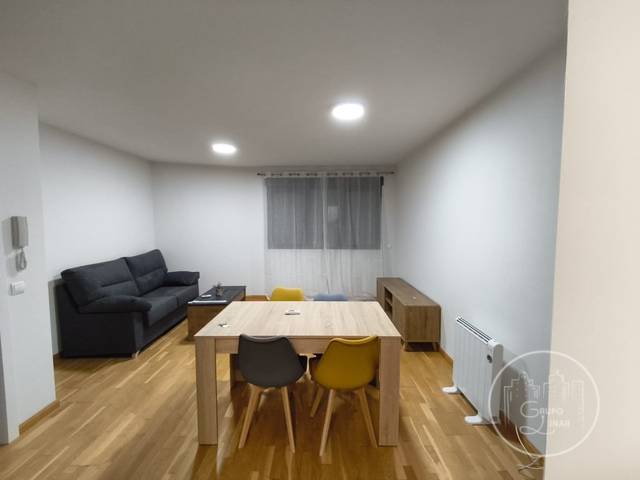 Piso en Alquiler en Callejón Esperanza De La en Arévalo