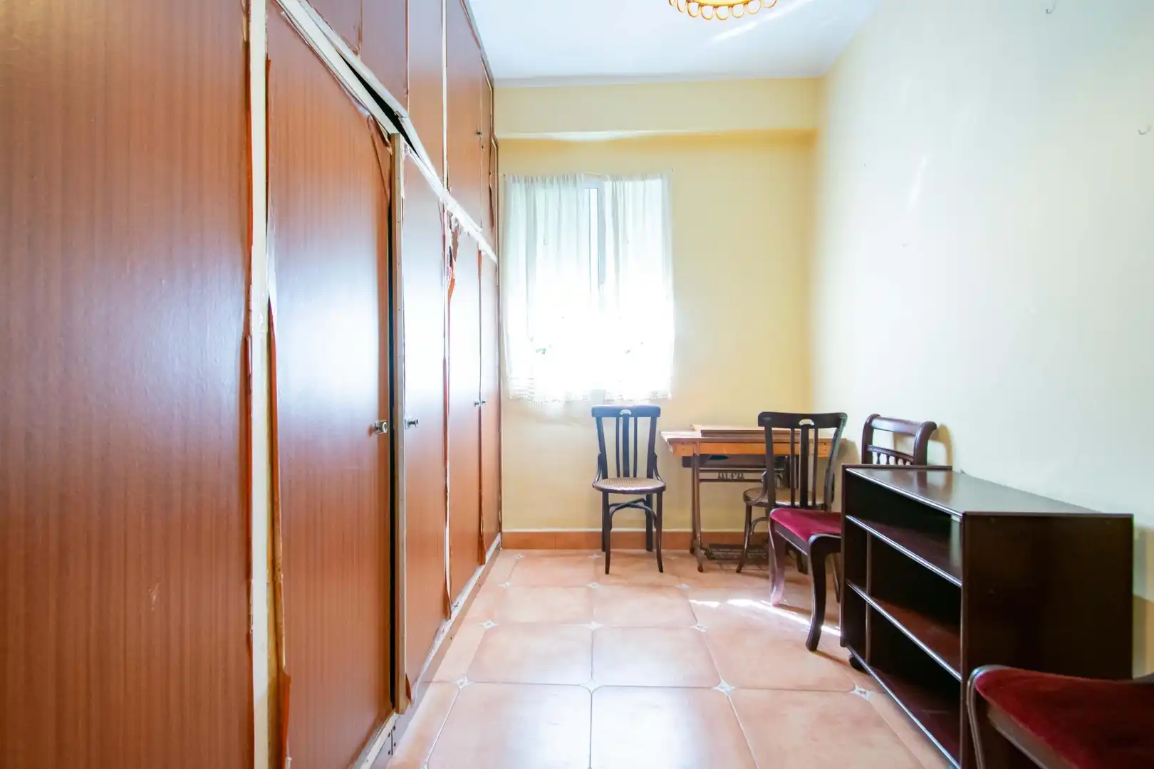 Bedroom of Flat for sale in Sevilla  with Air Conditioner, Heating and Storage room