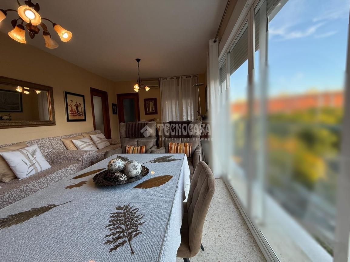 Comedor de Piso en venta en  Huelva Capital con Aire acondicionado, Calefacción y Terraza