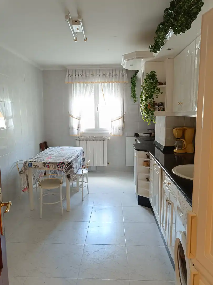 Kitchen of Flat for sale in Guardo  with Heating and Storage room