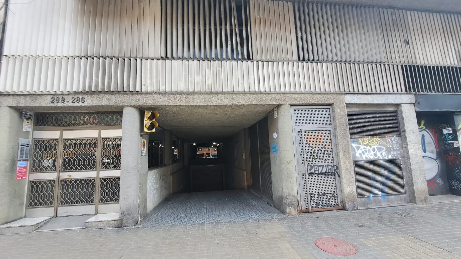 Vista exterior de Garaje en venta en  Barcelona Capital