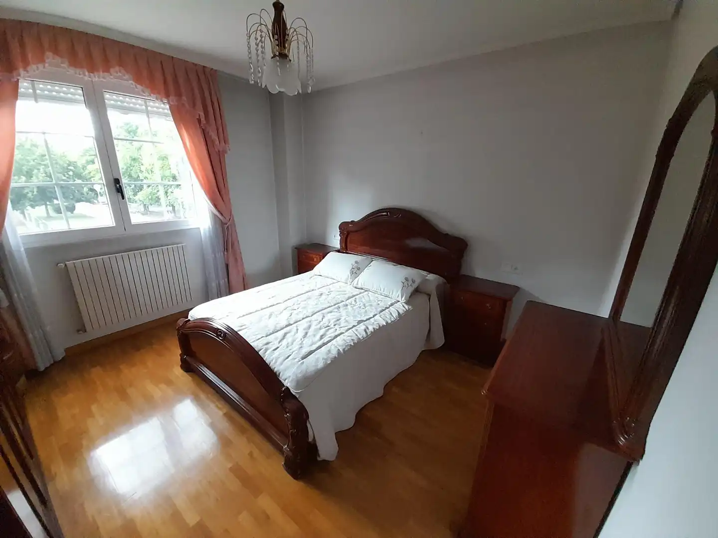 Ground floor for sale in Zona Alta