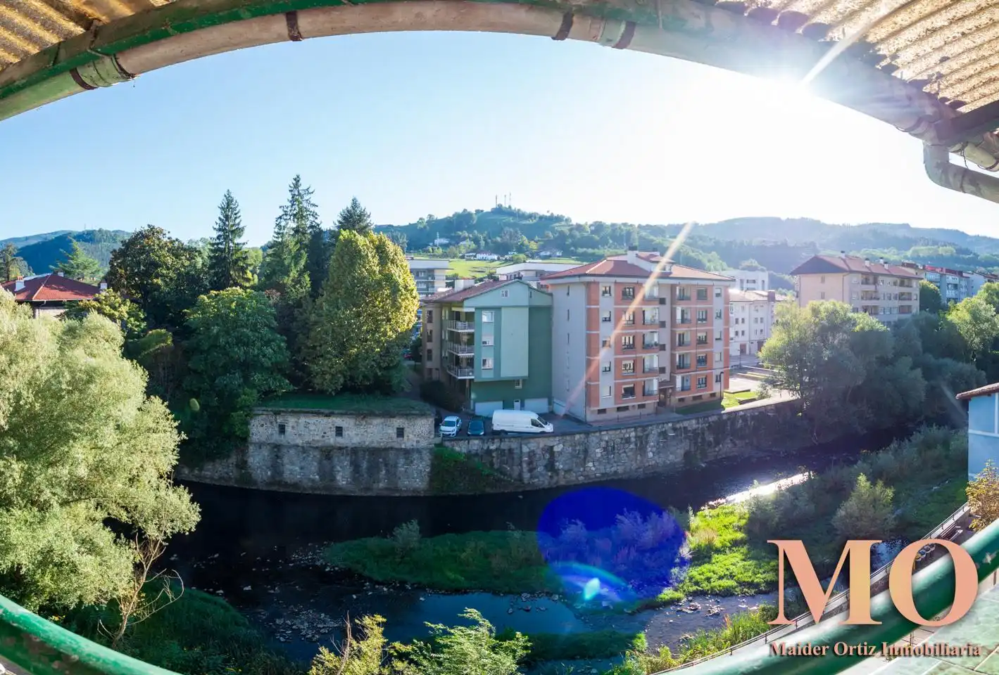 Vista exterior de Ático en venta en Bergara con Calefacción, Terraza y Trastero