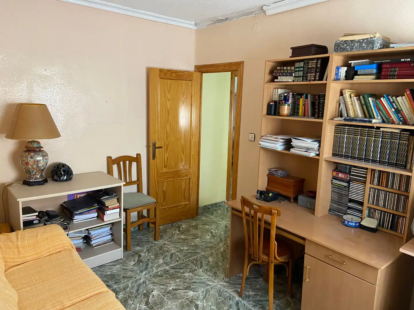 Einfamilien-Reihenhaus zum Verkauf in Alcantarilla mit Klimaanlage, Terrasse und Möbliert