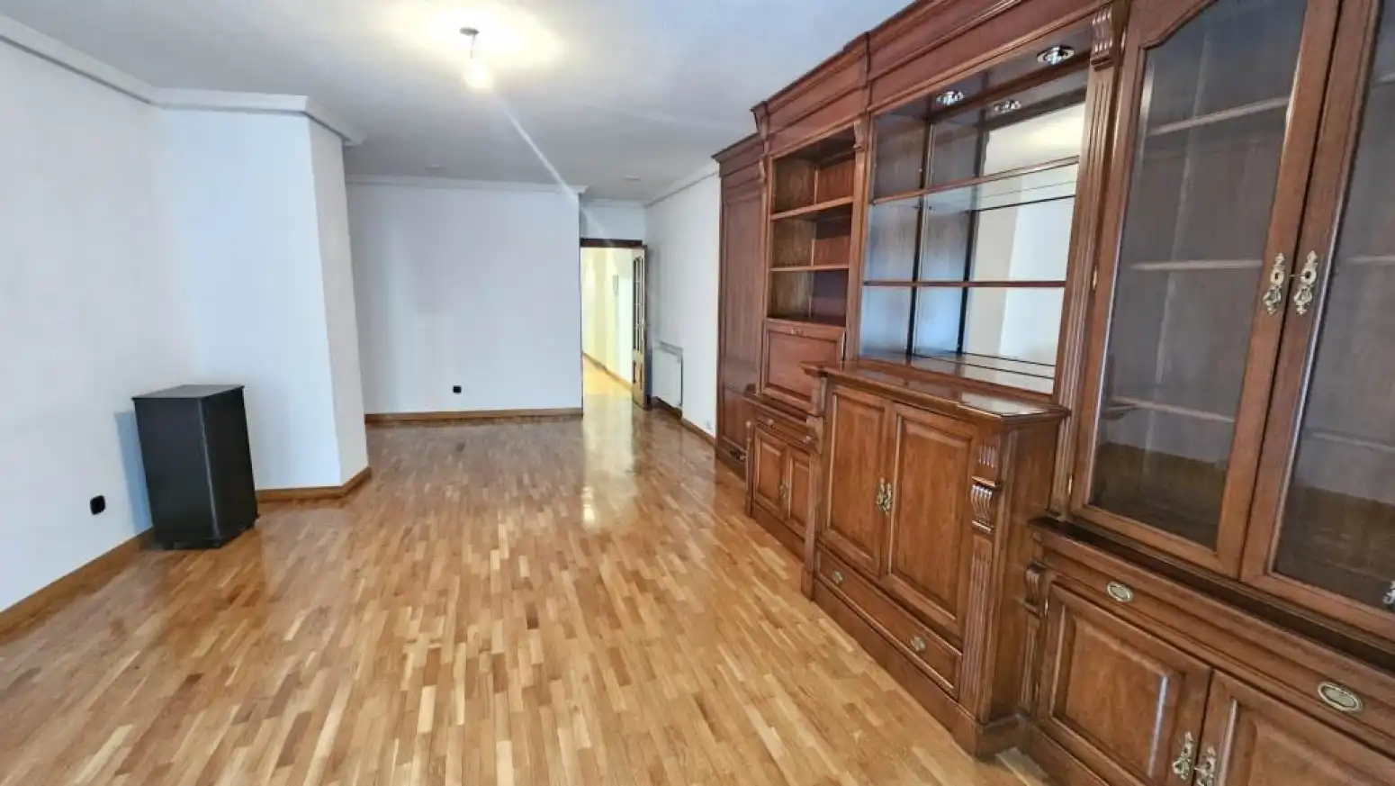 Living room of Flat for rent in Salamanca  with Heating, Parquet flooring and Terrace