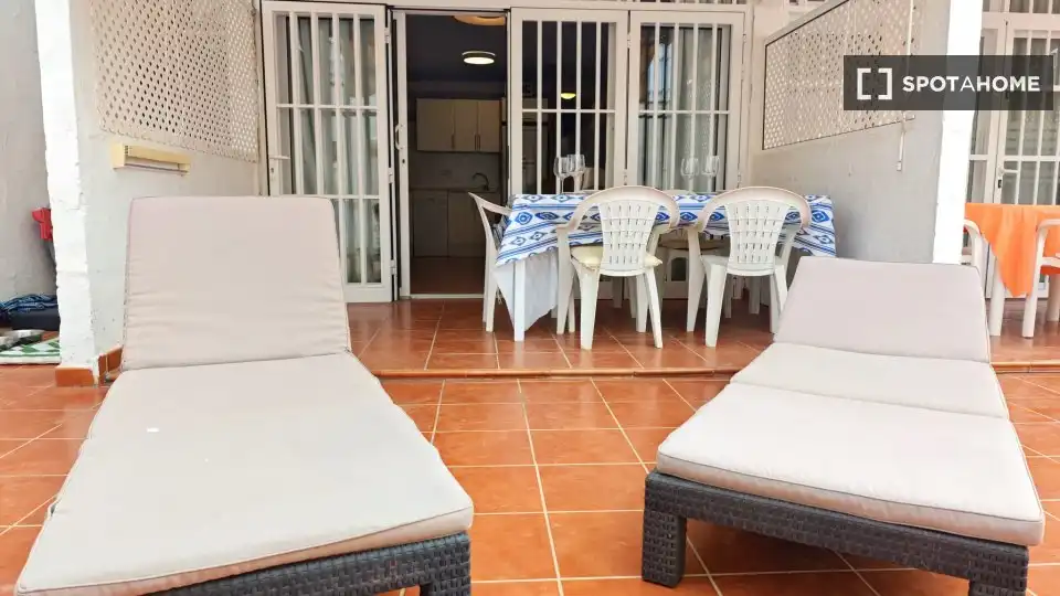 Terrassa de Apartament per a compartir en San Bartolomé de Tirajana amb Aire condicionat, Terrassa i Moblat