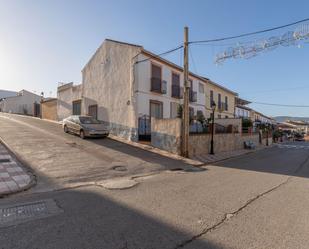 Vista exterior de Casa o xalet en venda en Villamena amb Calefacció, Jardí privat i Terrassa