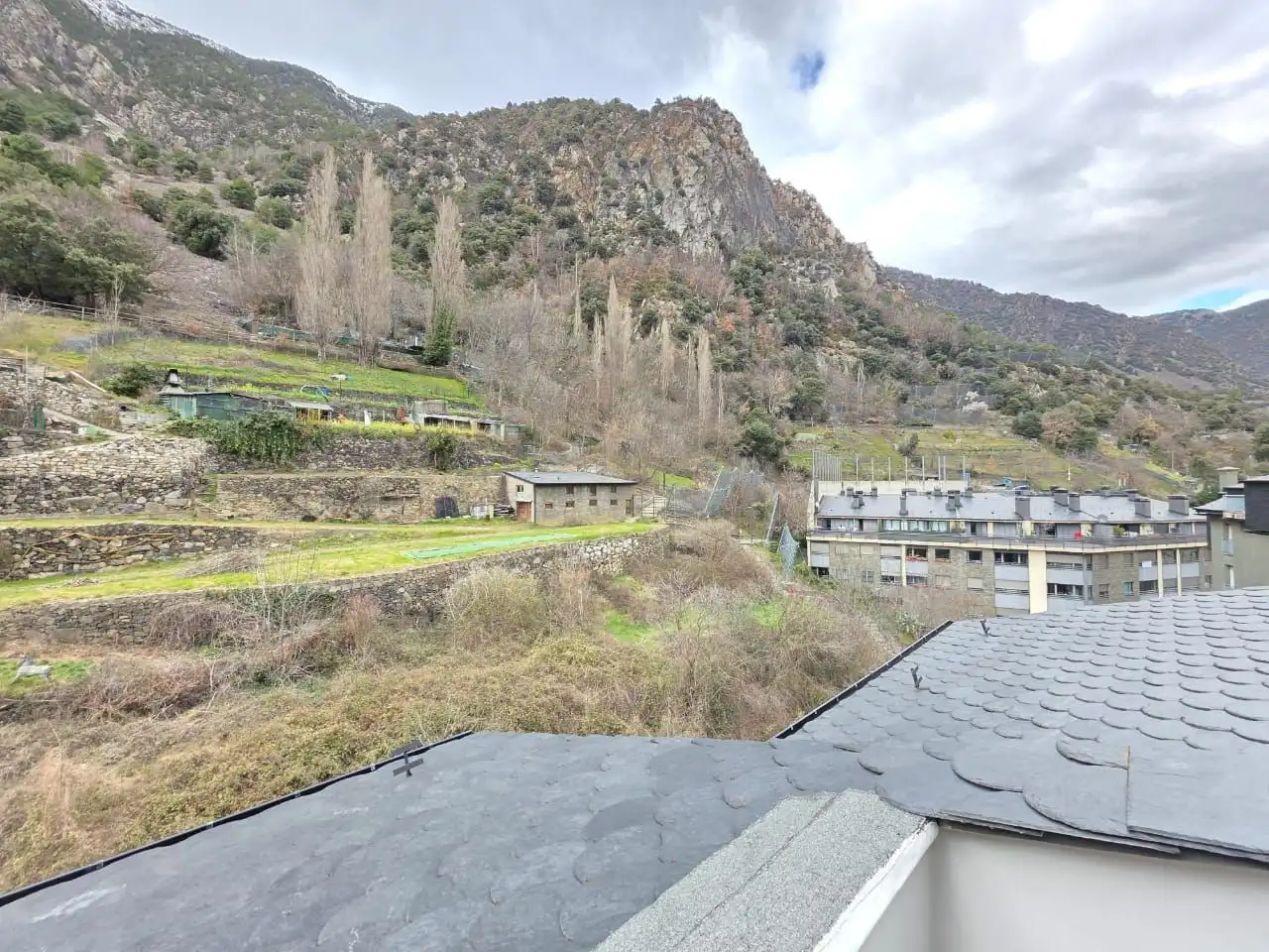Vista exterior de Ático en venta en Andorra la Vella con Calefacción y Trastero