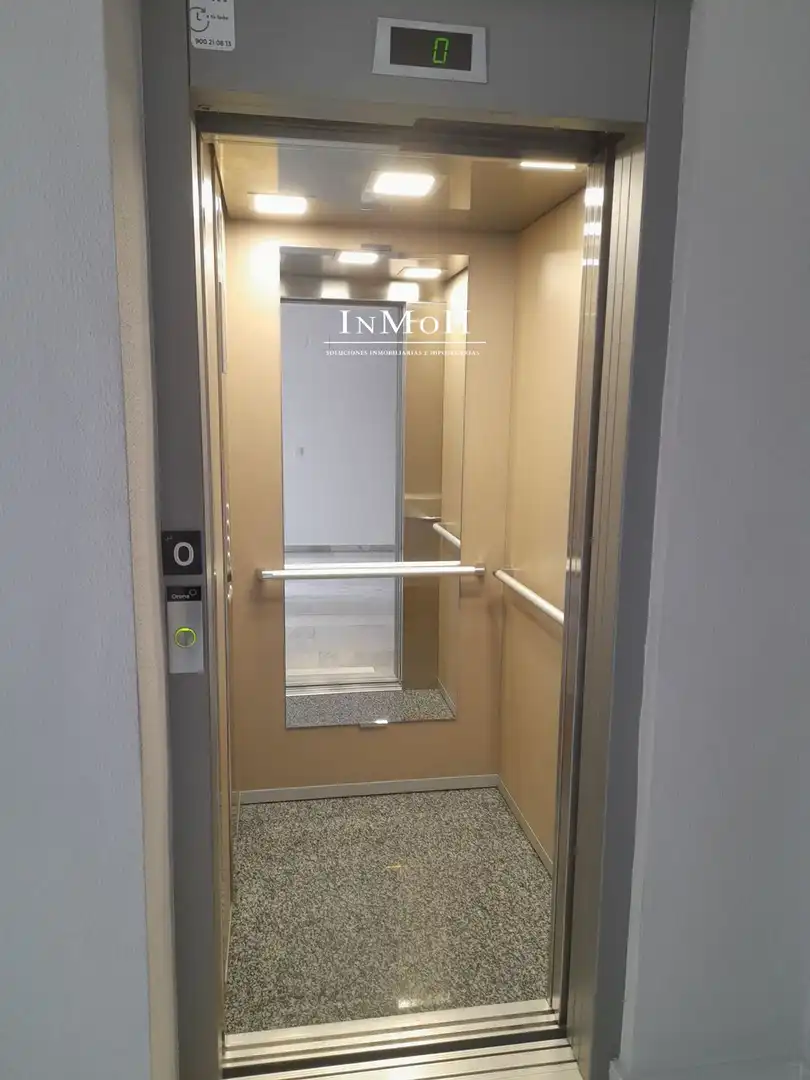 Piso en venta en Santo Entierro, Cobreros Viejo