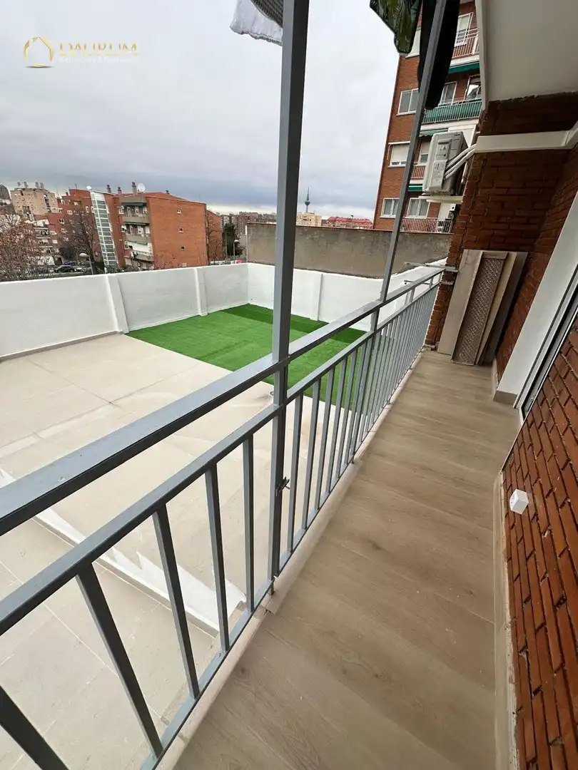 Terrasse von Wohnung zum Verkauf in Madrid mit Klimaanlage, Heizung und Terrasse
