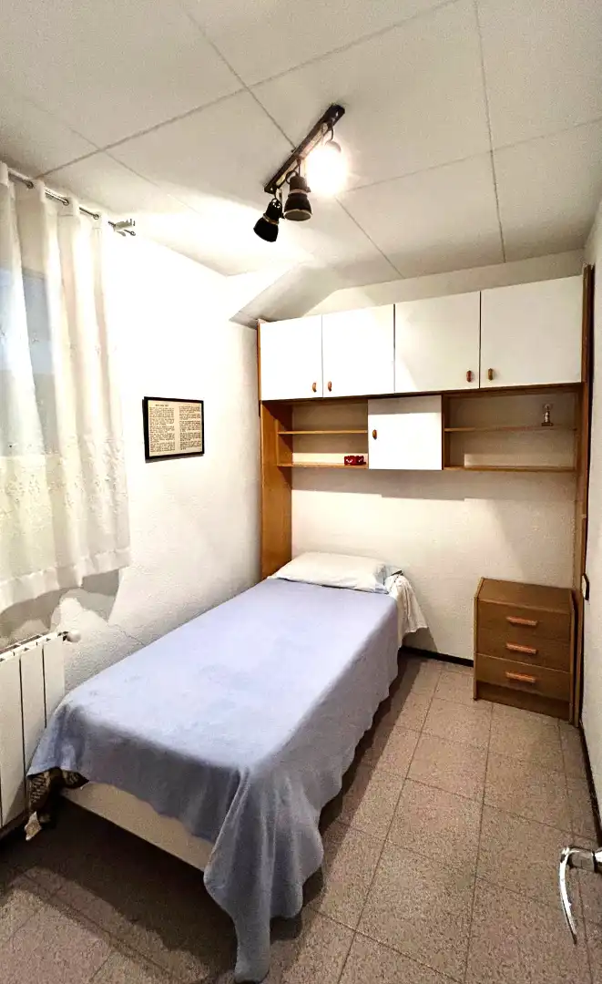 Habitación de Piso en venta en Terrassa con Aire acondicionado, Calefacción y Terraza