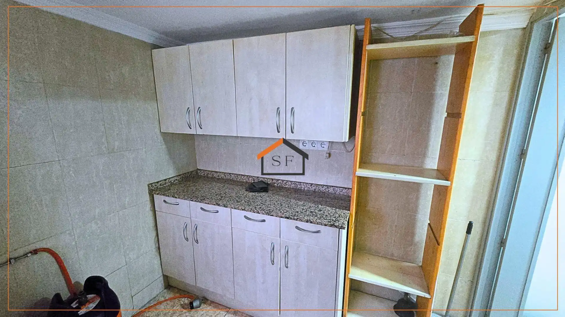 Cocina de Piso en venta en Madrid con Calefacción y Amueblado