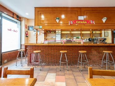 Local comercial en venda a Covadonga - Campuzano - Ciudad Vergel