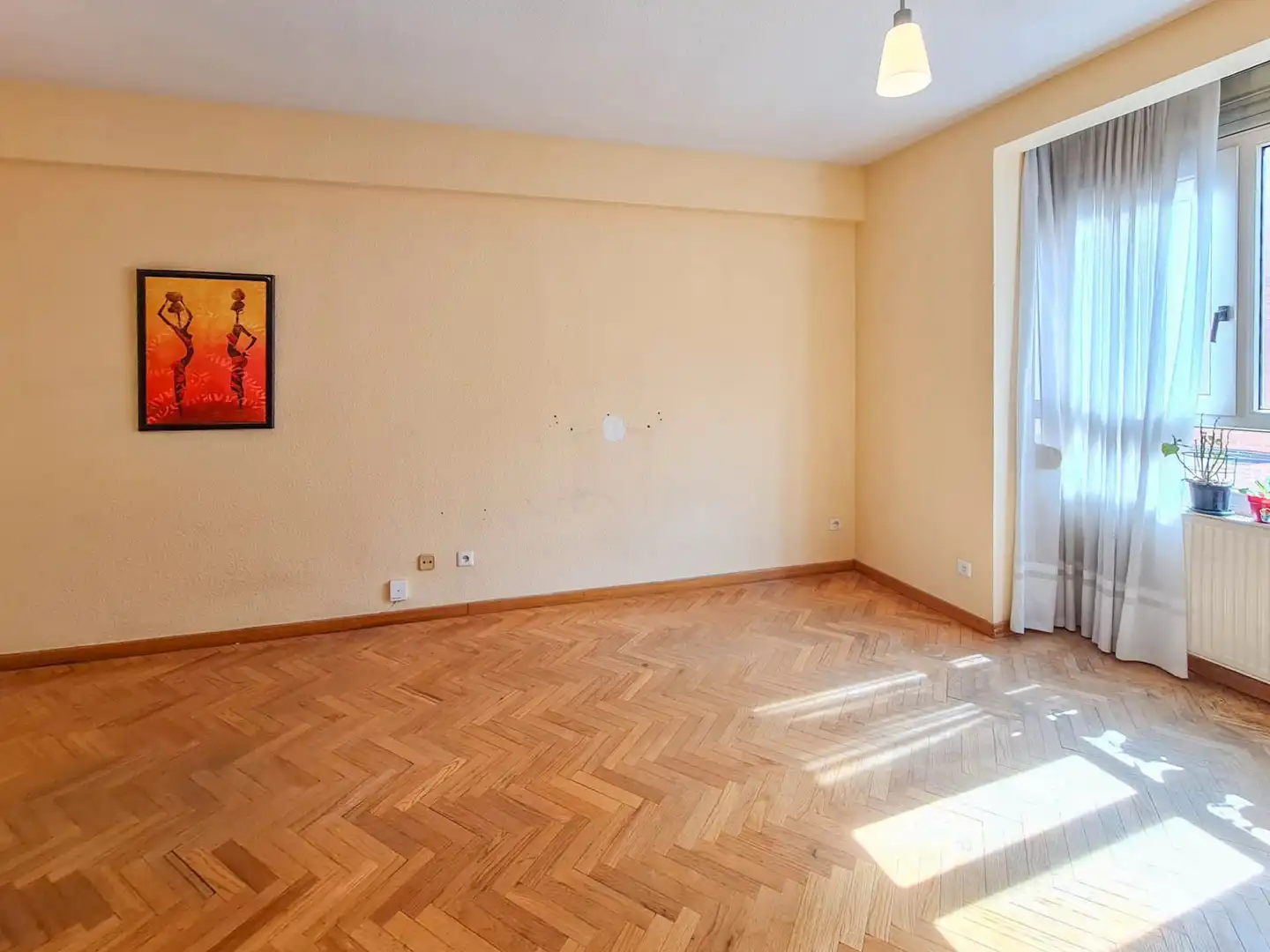 Sala d'estar de Apartament de lloguer en Madrid amb Calefacció, Parquet i Forn