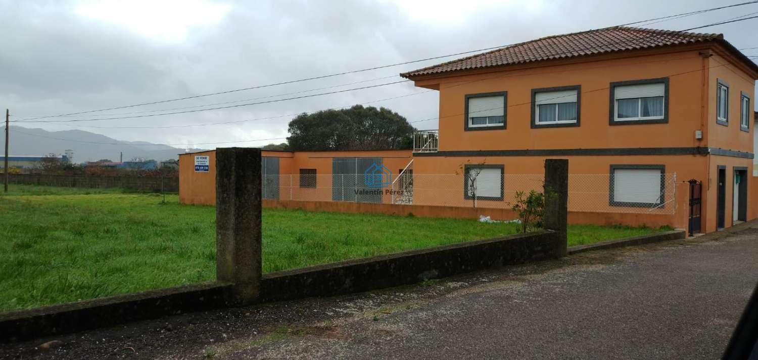 Casa o xalet en venda en A Guarda  