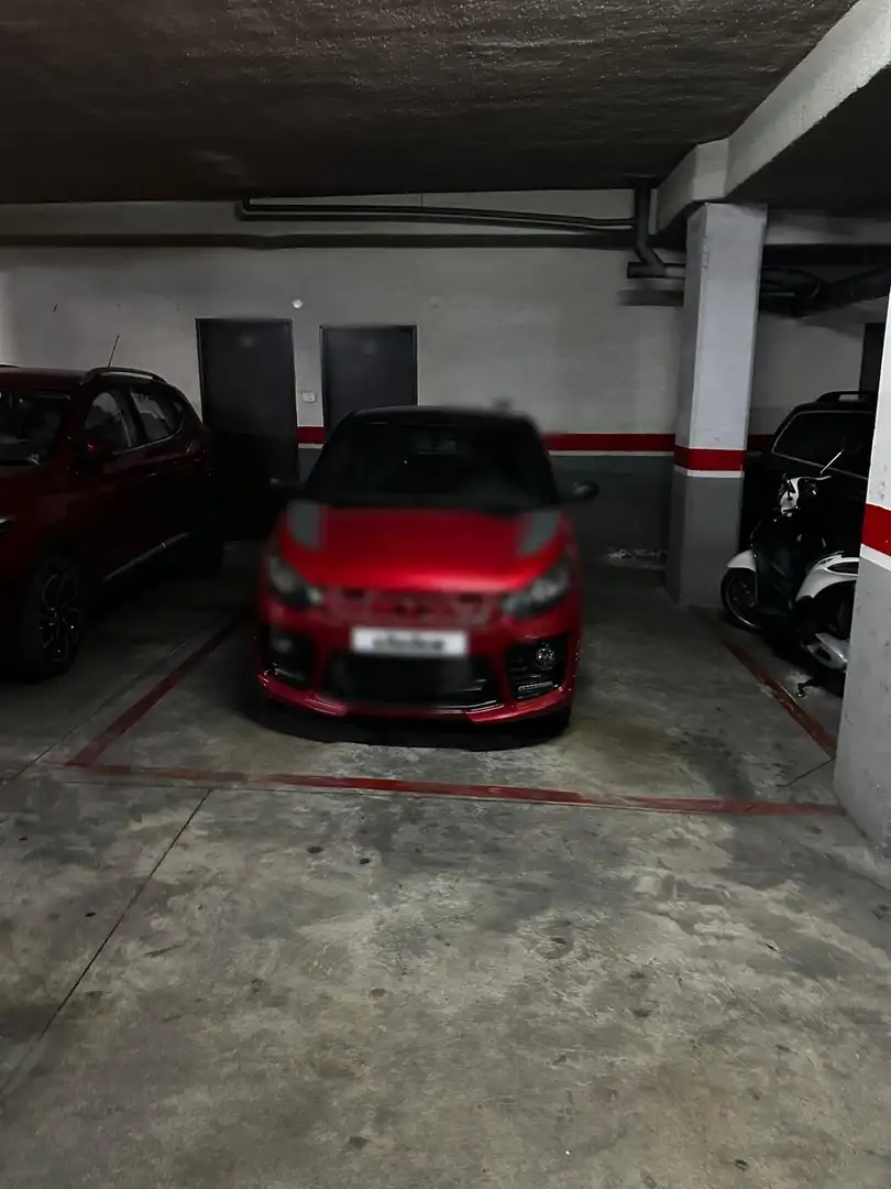 Aparcament de Àtic en venda en Córdoba amb Aire condicionat, Jardí privat i Terrassa