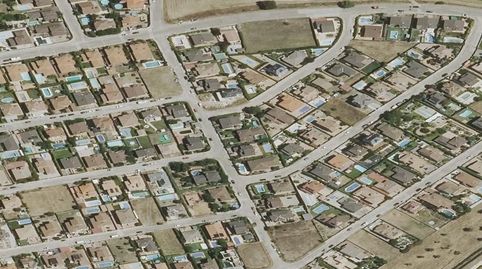 Foto 2 de Piso en venta en Calle Islas Filipinas, El Casar, Guadalajara