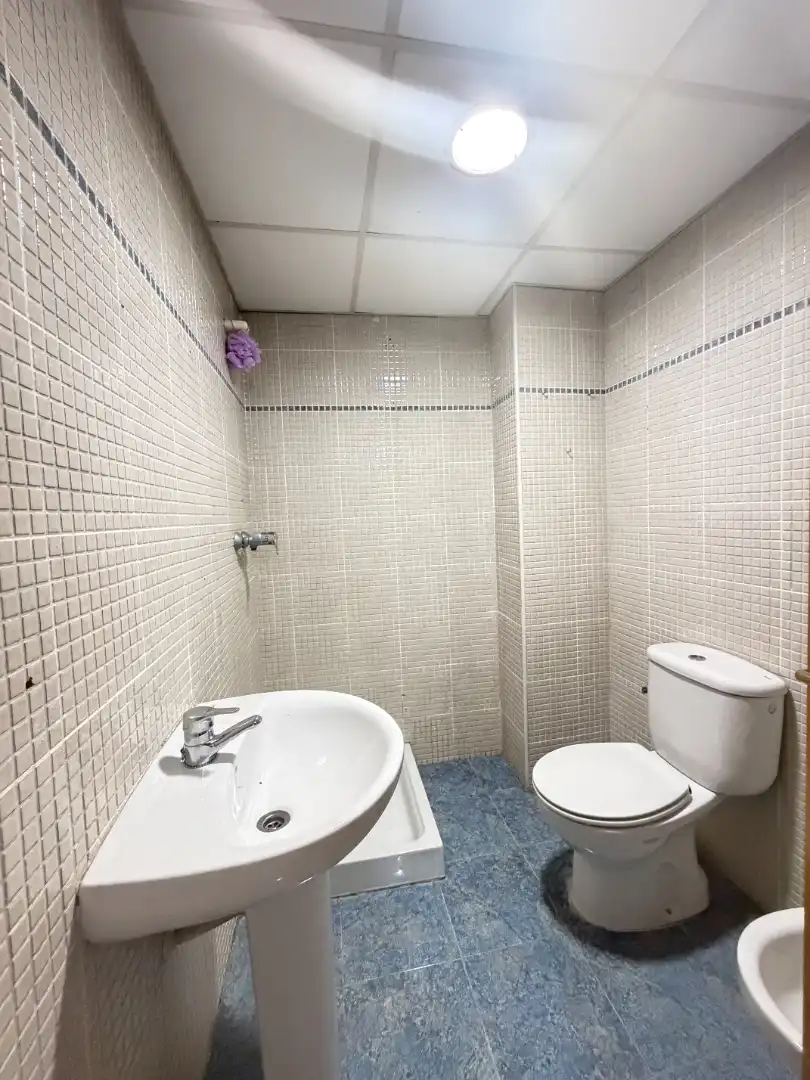 Baño de Piso en venta en Carlet con Parquet, Terraza y Horno