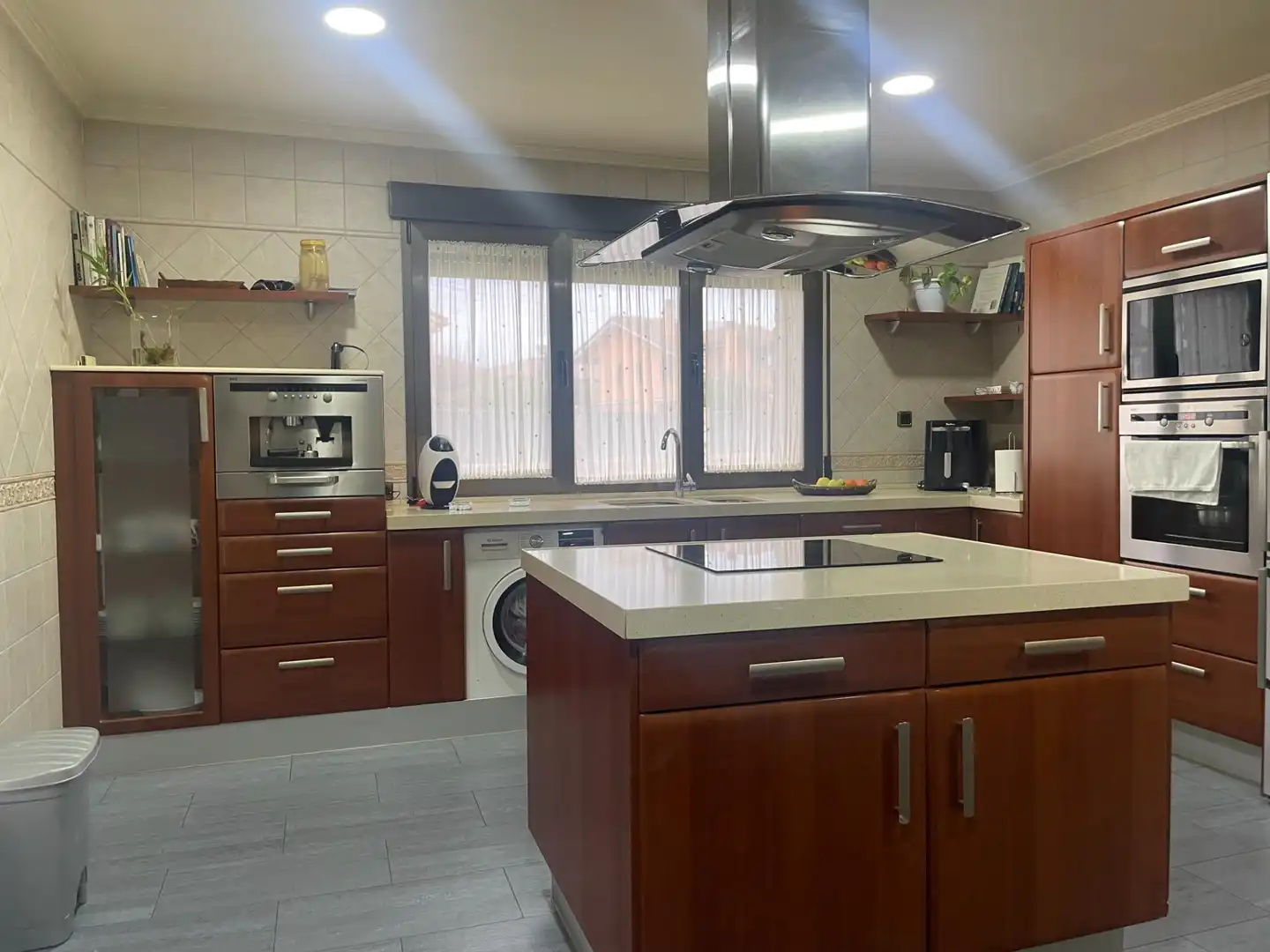 Cocina de Casa o chalet en venta en La Lastrilla  con Jardín privado, Terraza y Trastero