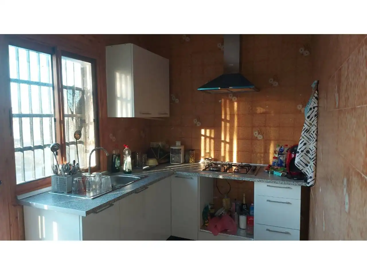 Cuina de Casa o xalet en venda en Elche / Elx amb Calefacció, Jardí privat i Piscina