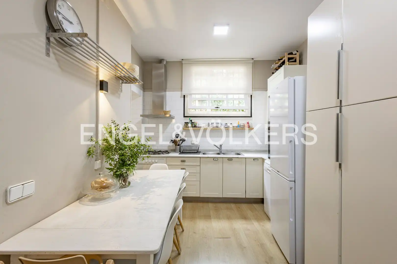Cocina de Piso en venta en Barcelona con Calefacción y Terraza