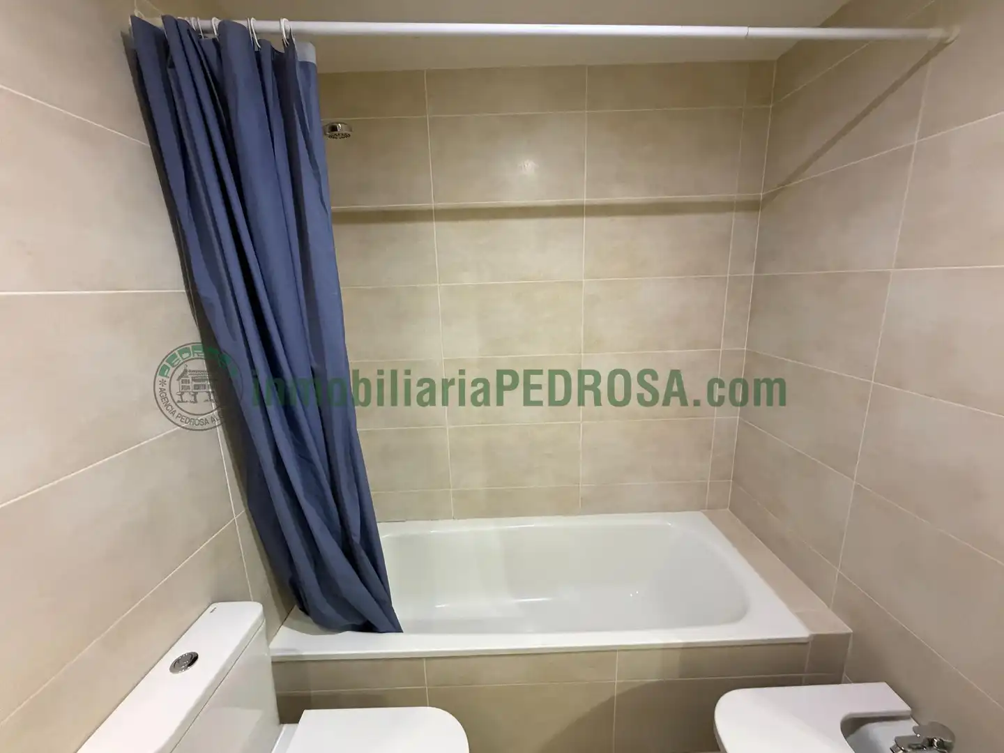 Apartament de lloguer a Calle GRECIA, Monte Porreiro