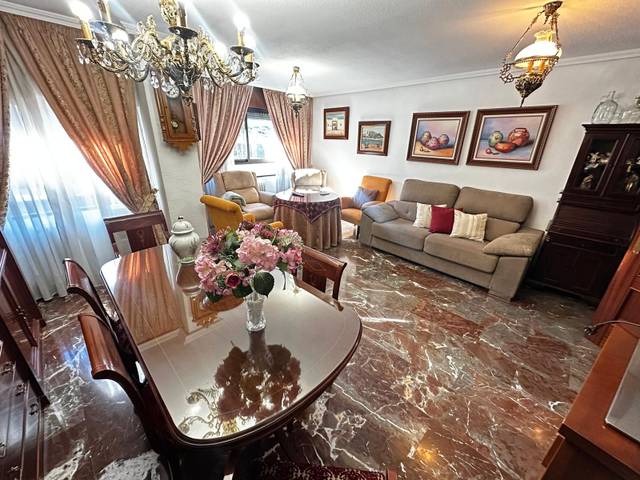 Piso en Venta en Calle de Sefarad en Hospital