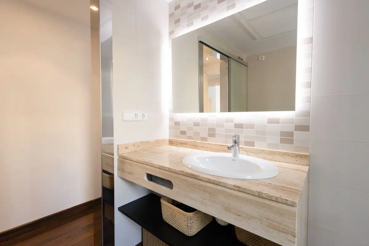 Baño de Piso en venta en Eivissa con Aire acondicionado, Calefacción y Terraza
